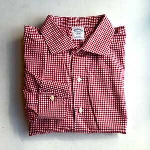 Brooks Brothers Men’s Regent Non-Iron Dress Shirt